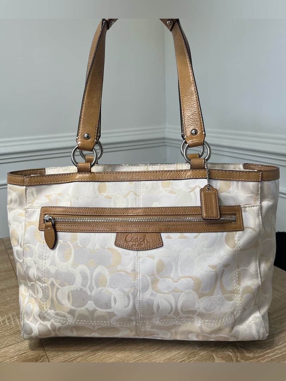 Coach Gallery Signature East-West Tote